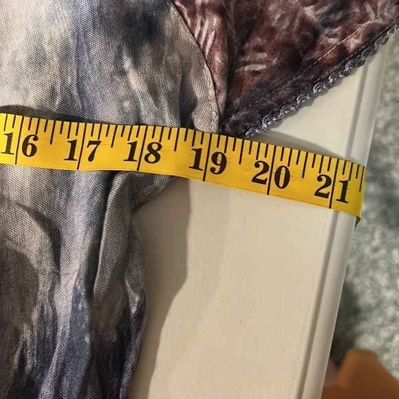 Advance Plus Size Boho Blouse Sequins Flutter Sleeves - Picture 8 of 10